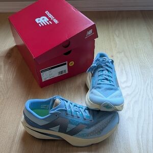 New In Box New Balance FuelCell Rebel v4 Womens Running Shoes Sz 9.5